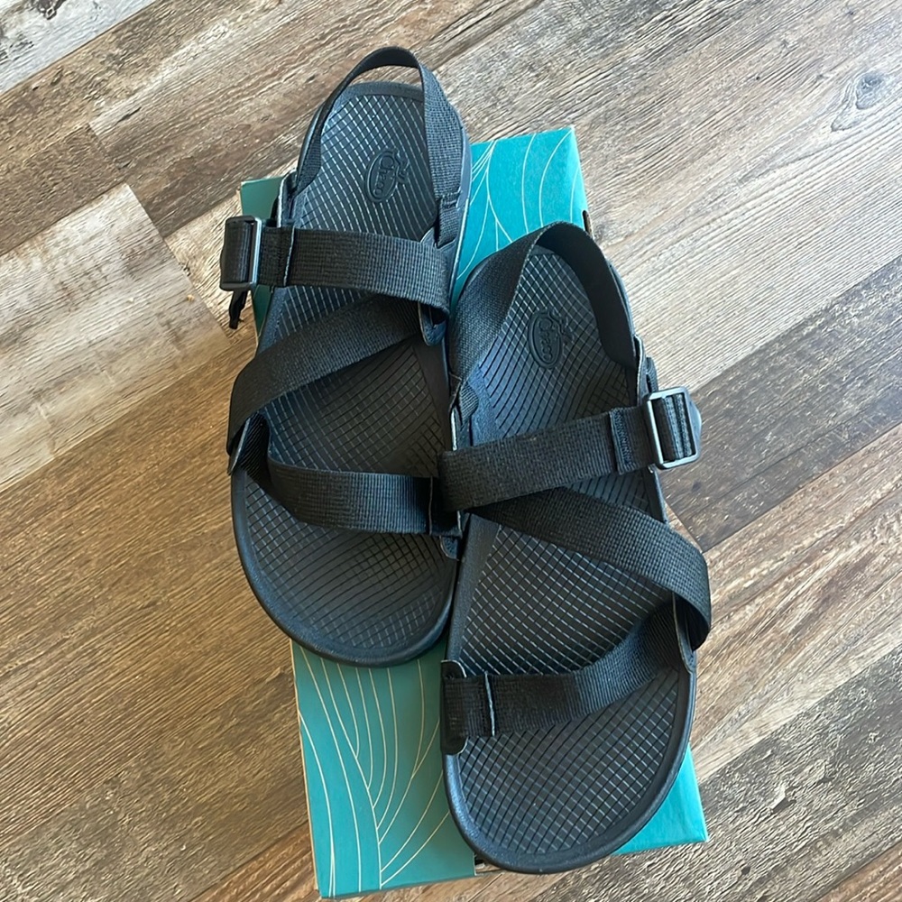 NIB Chaco Lowdown sandal